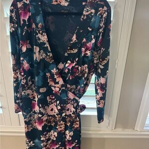 Thalia Sodi Pink Long Sleeve V-Neck Bodycon Dress